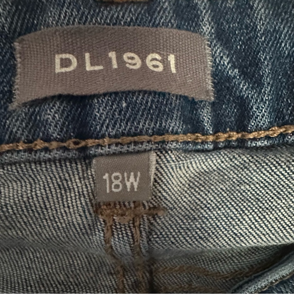 Hepburn Wide Leg Jeans - Picture 7 of 7